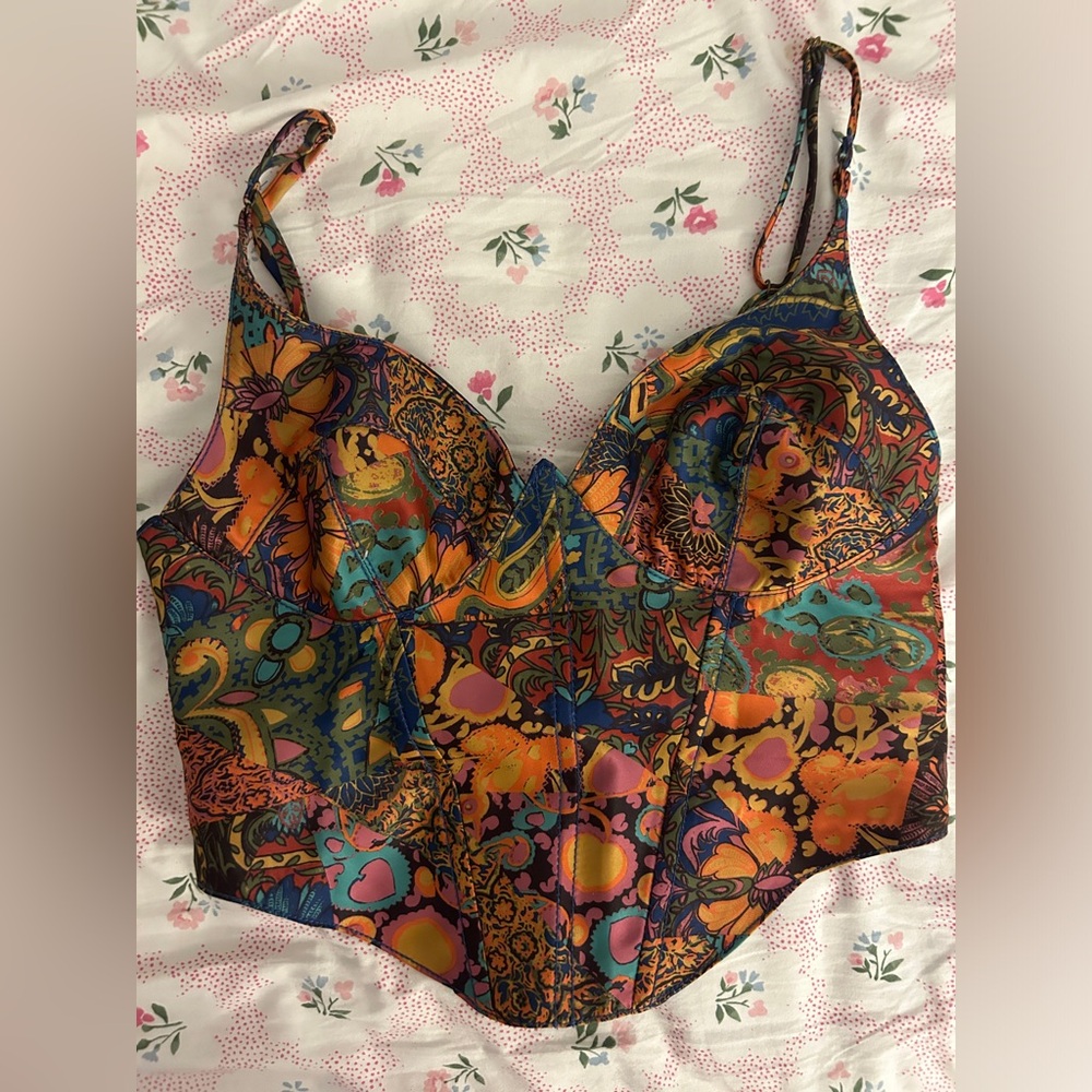 Like new bustier, Urban Outfitters. Size small